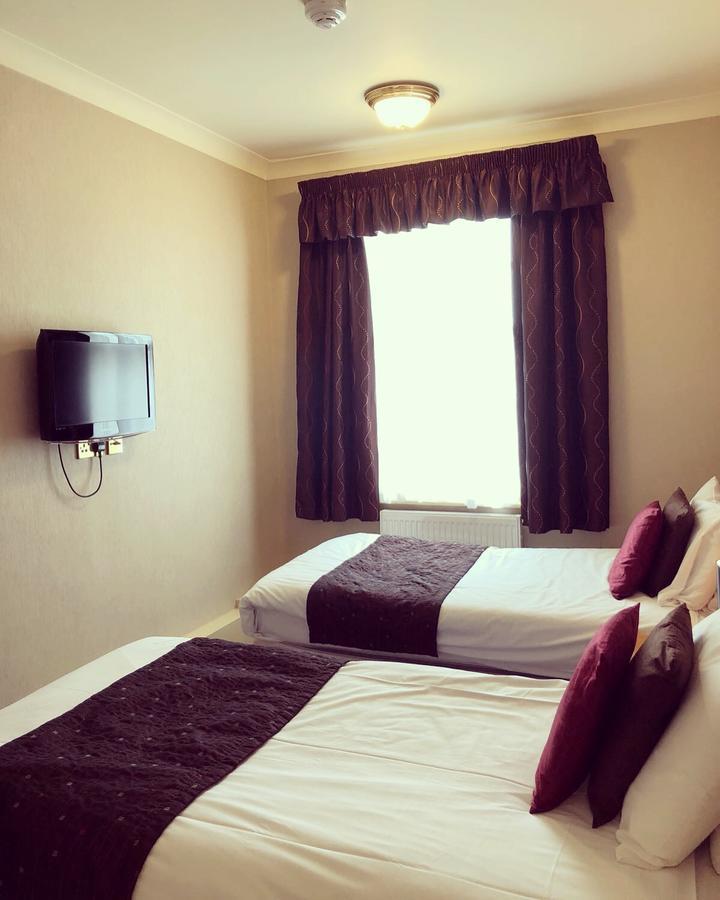 לואסטופט Hotel Victoria מראה חיצוני תמונה