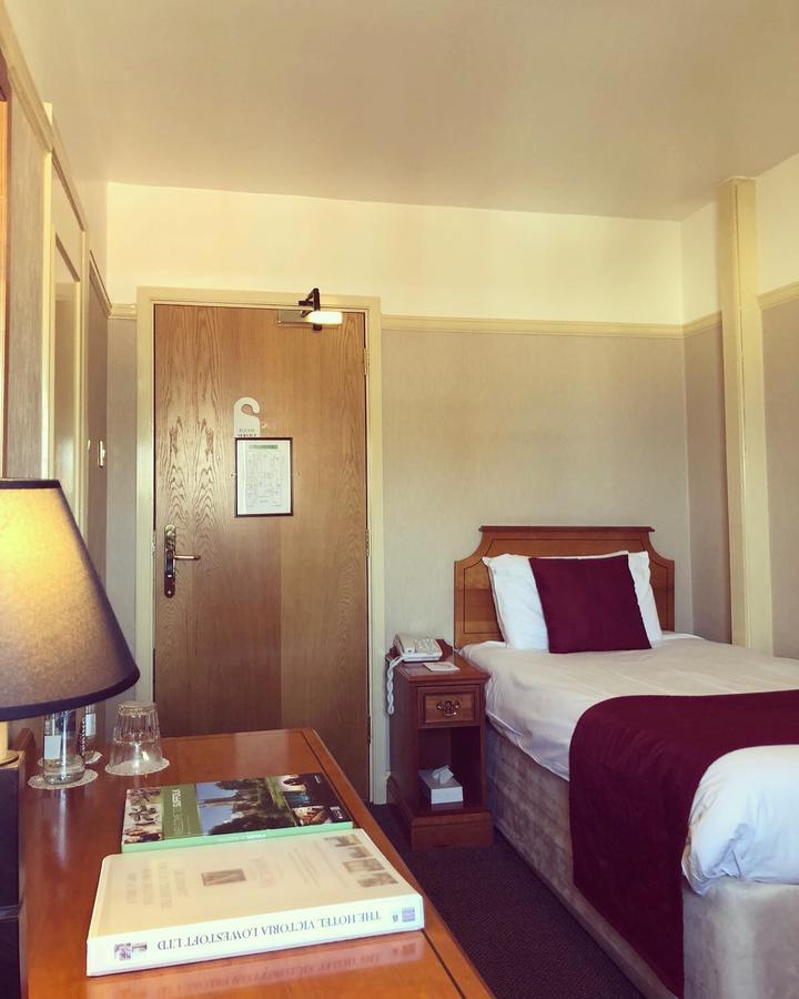 לואסטופט Hotel Victoria מראה חיצוני תמונה